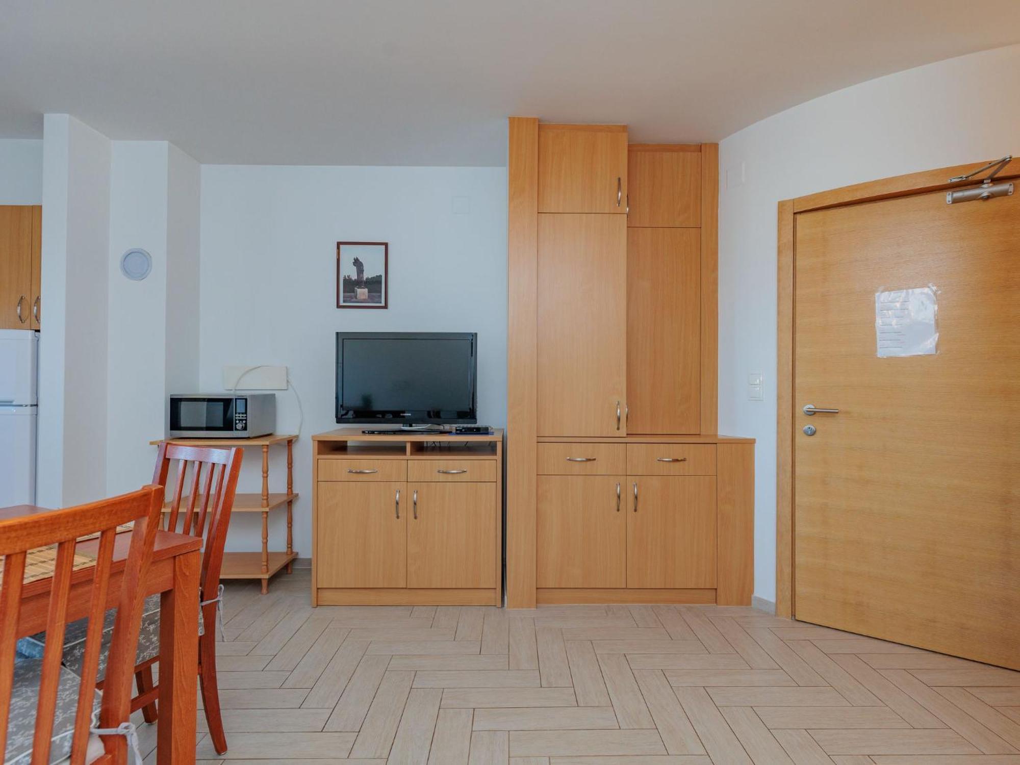Apartment Mlasina-4 By Interhome Nin Kültér fotó