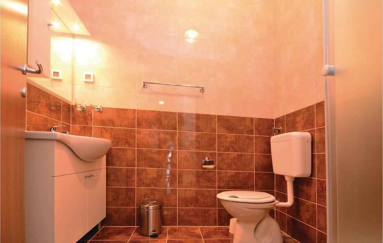 Apartment Mlasina-4 By Interhome Nin Kültér fotó