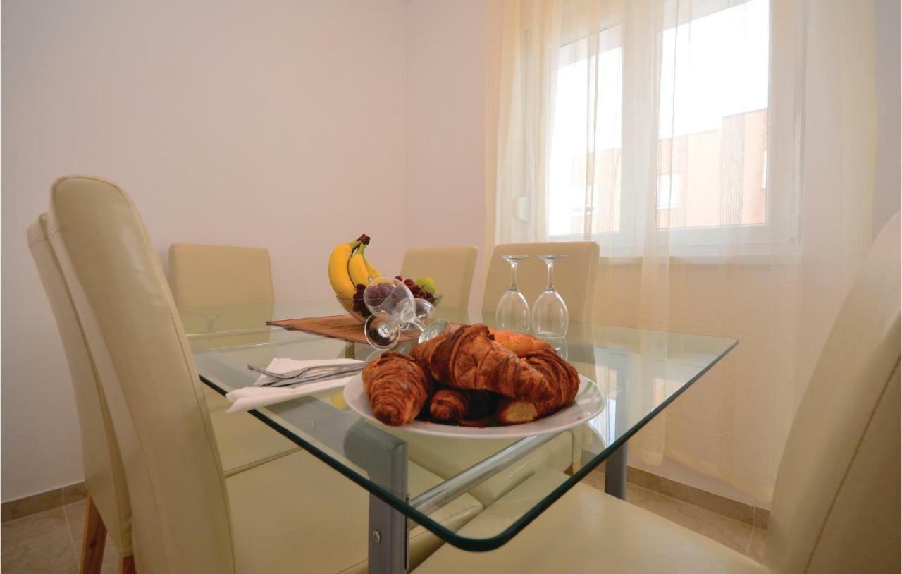 Apartment Mlasina-4 By Interhome Nin Kültér fotó